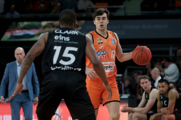 锁定冠军 锁定冠军