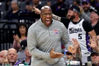 赛中继续为 赛中继续为