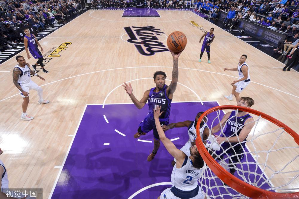 攻守兼备的 攻守兼备的